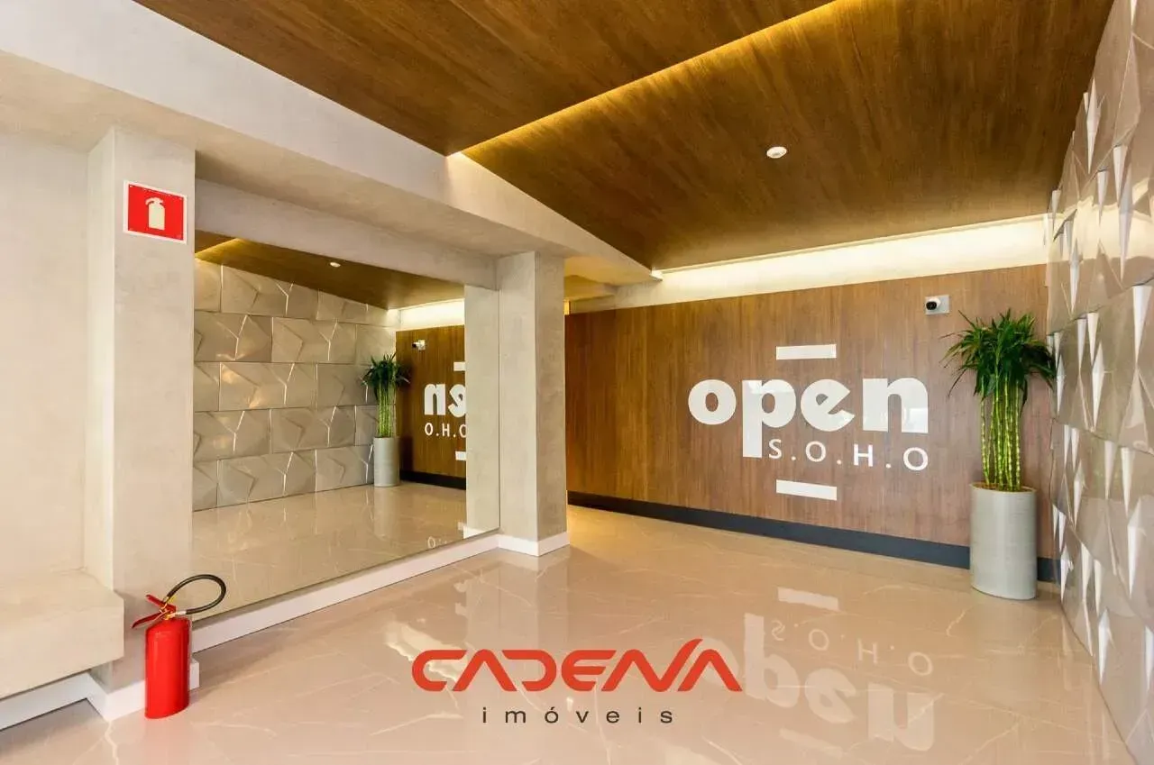One-bedroom apartment in a building with a coworking space — photo 8