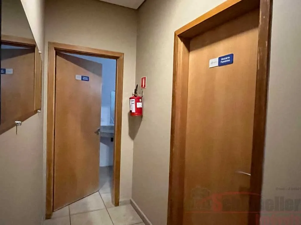 1 quarto e varanda envidraçada: apartamento de 28 m² — photo 31