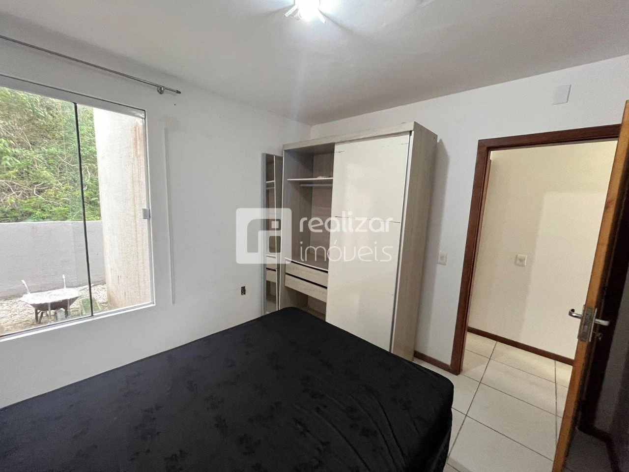 2-bedroom apartment with a washing machine in Florianópolis — photo 5