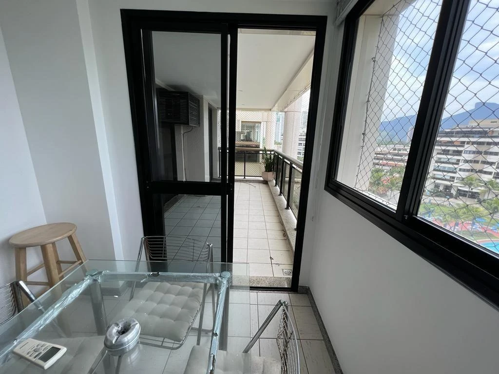 Apartamento mobiliado com 2 dormitórios e varanda — photo 16