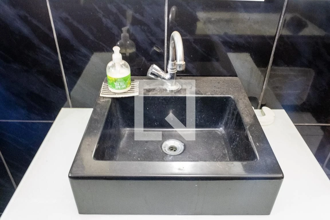 Casa com 5 quartos, jardim privativo e 4 vagas — photo 14
