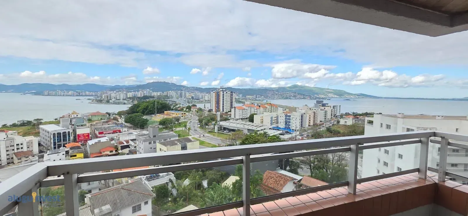 2-bedroom apartment 105 m² with a parking spot