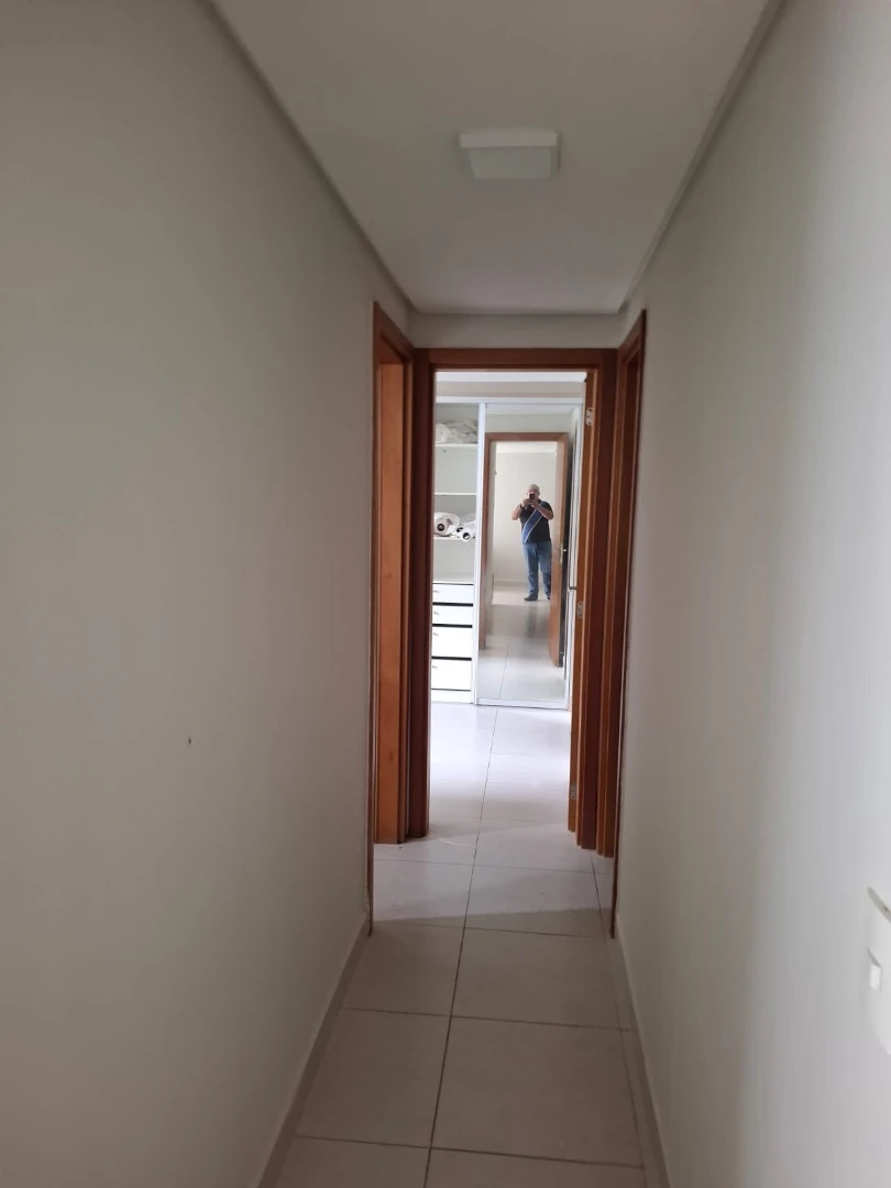 2-bedroom apartment with an en-suite and gas stove — photo 5