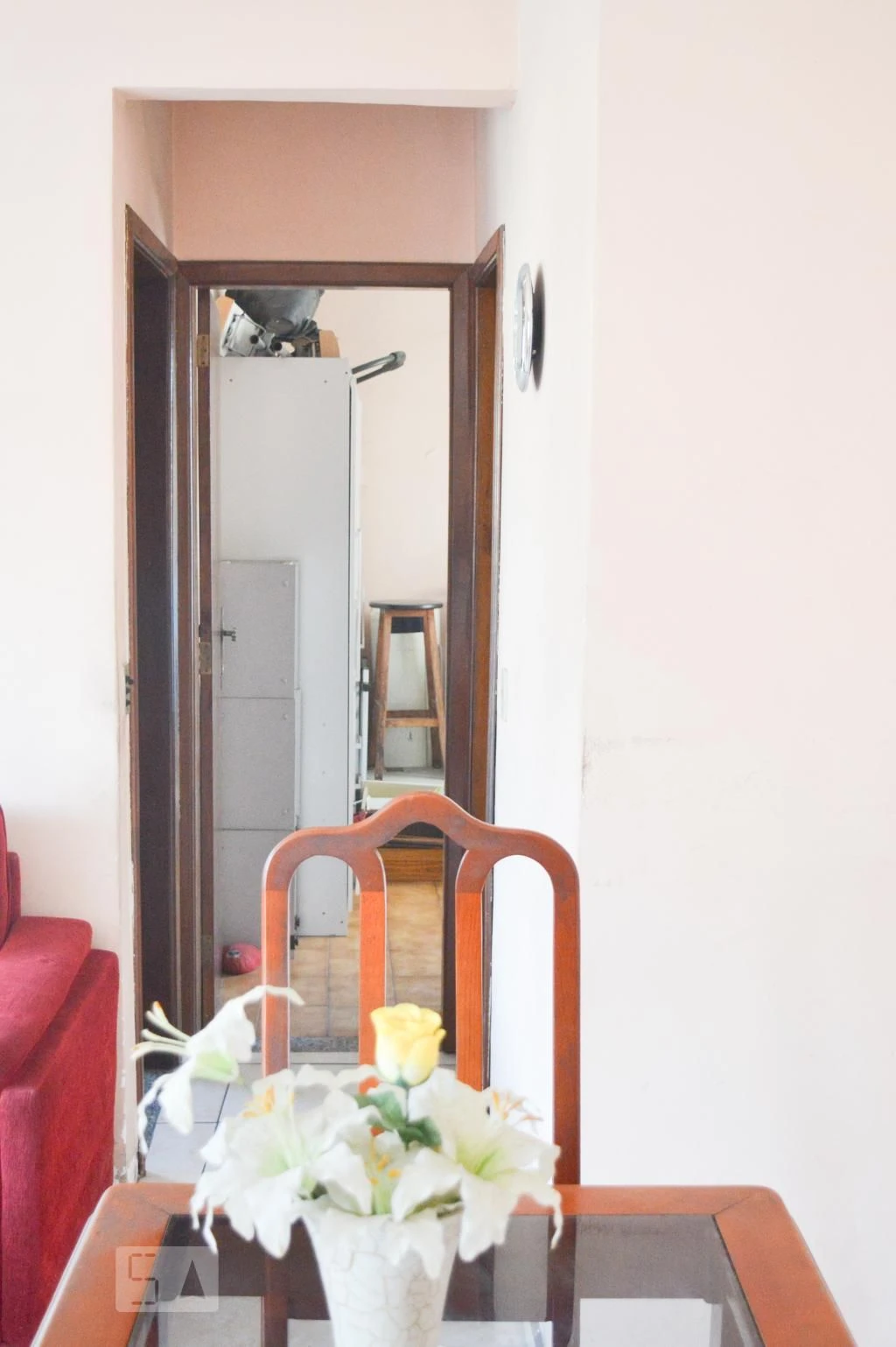 Furnished 2-bedroom apartment with private BBQ — photo 22