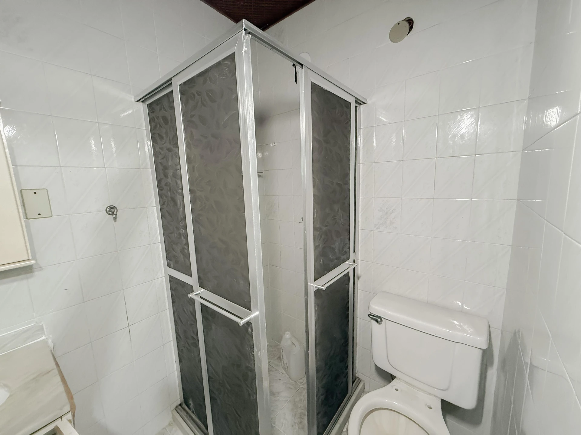 3-bedroom apartment, 1 with its own bathroom, 120 m² — photo 36
