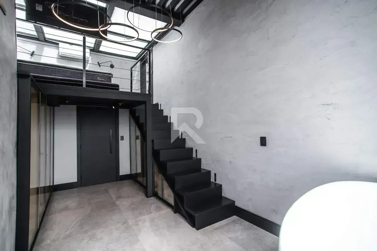 Furnished duplex penthouse with 2 suites and 4 parking — photo 22