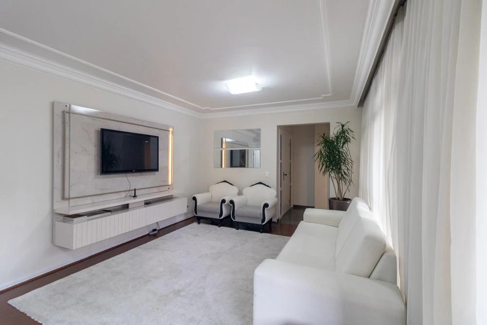 3-bedroom apartment with a washing machine — photo 17