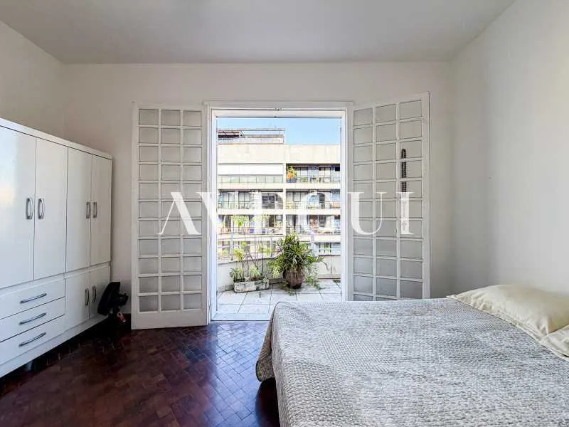 Furnished penthouse with 5 bedrooms and 3 bathrooms — photo 8