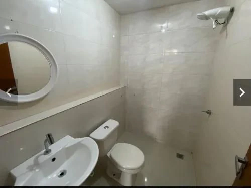 3-bedroom house with 2 bathrooms and no parking — photo 3