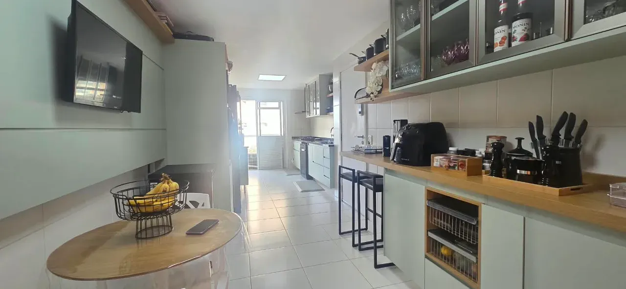 4 quartos e varanda envidraçada: apartamento de 227 m² — photo 11