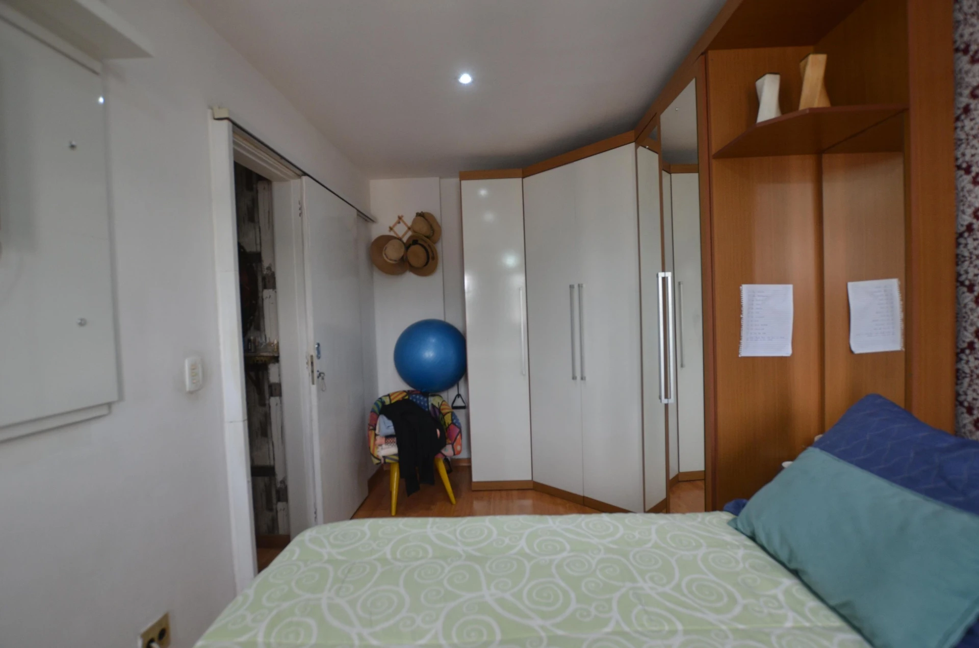 Furnished apartment, 126 m², with a grill on the balcony — photo 8