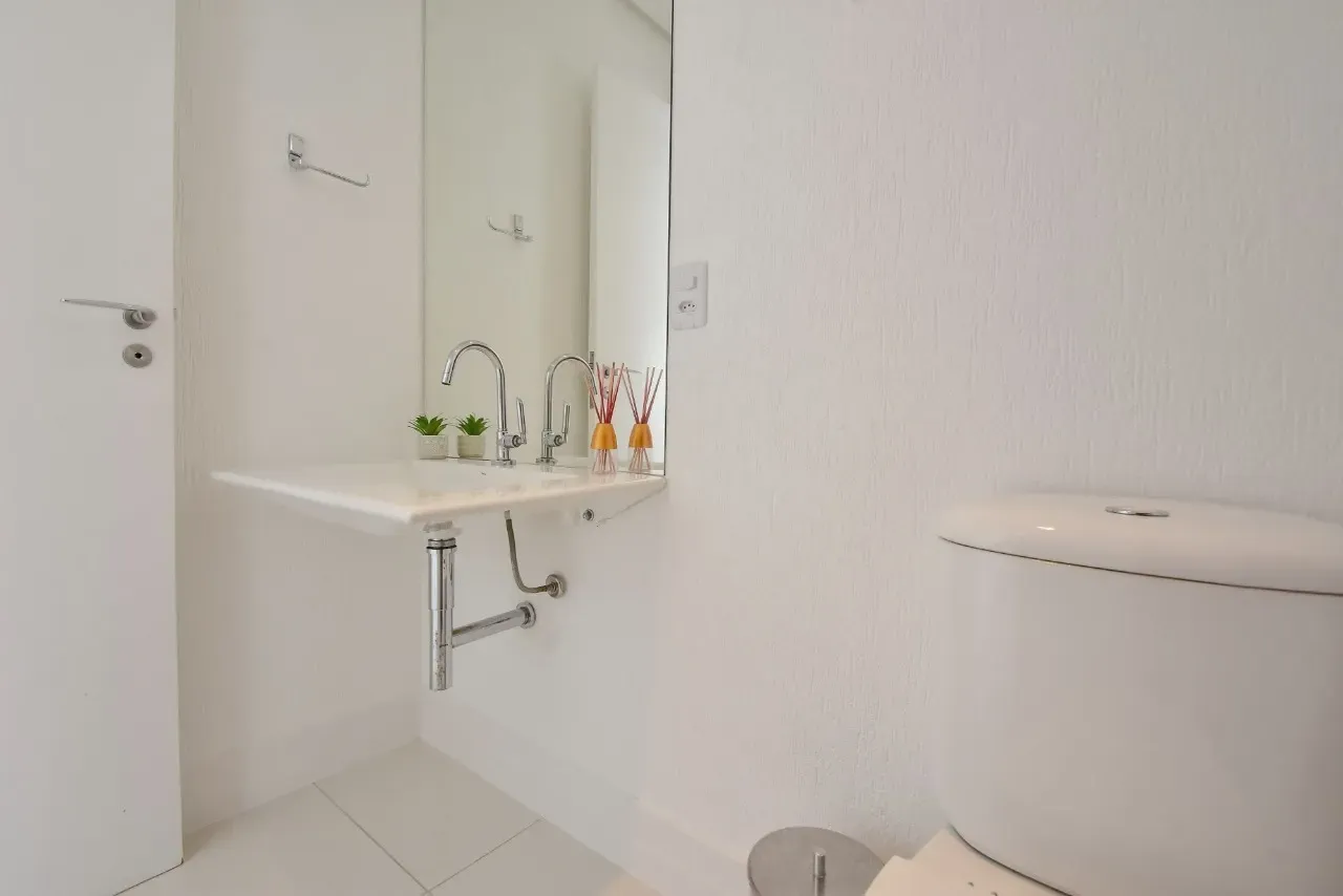 Casa mobiliada com 4 suítes e piscina aberta — photo 2