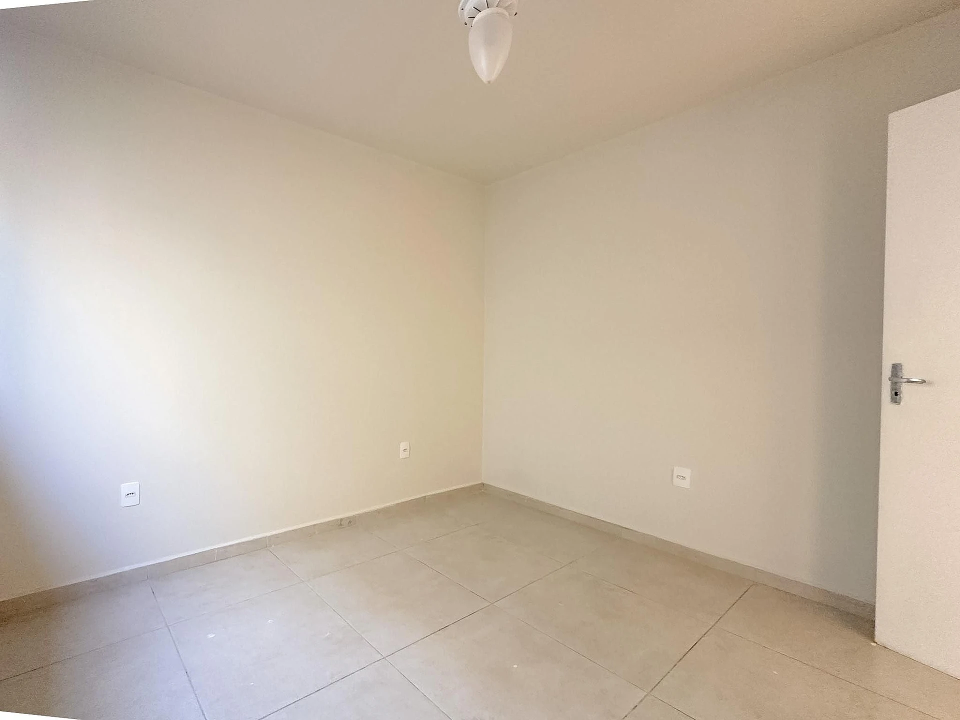 One-bedroom, 30 m² apartment in Florianópolis — photo 5