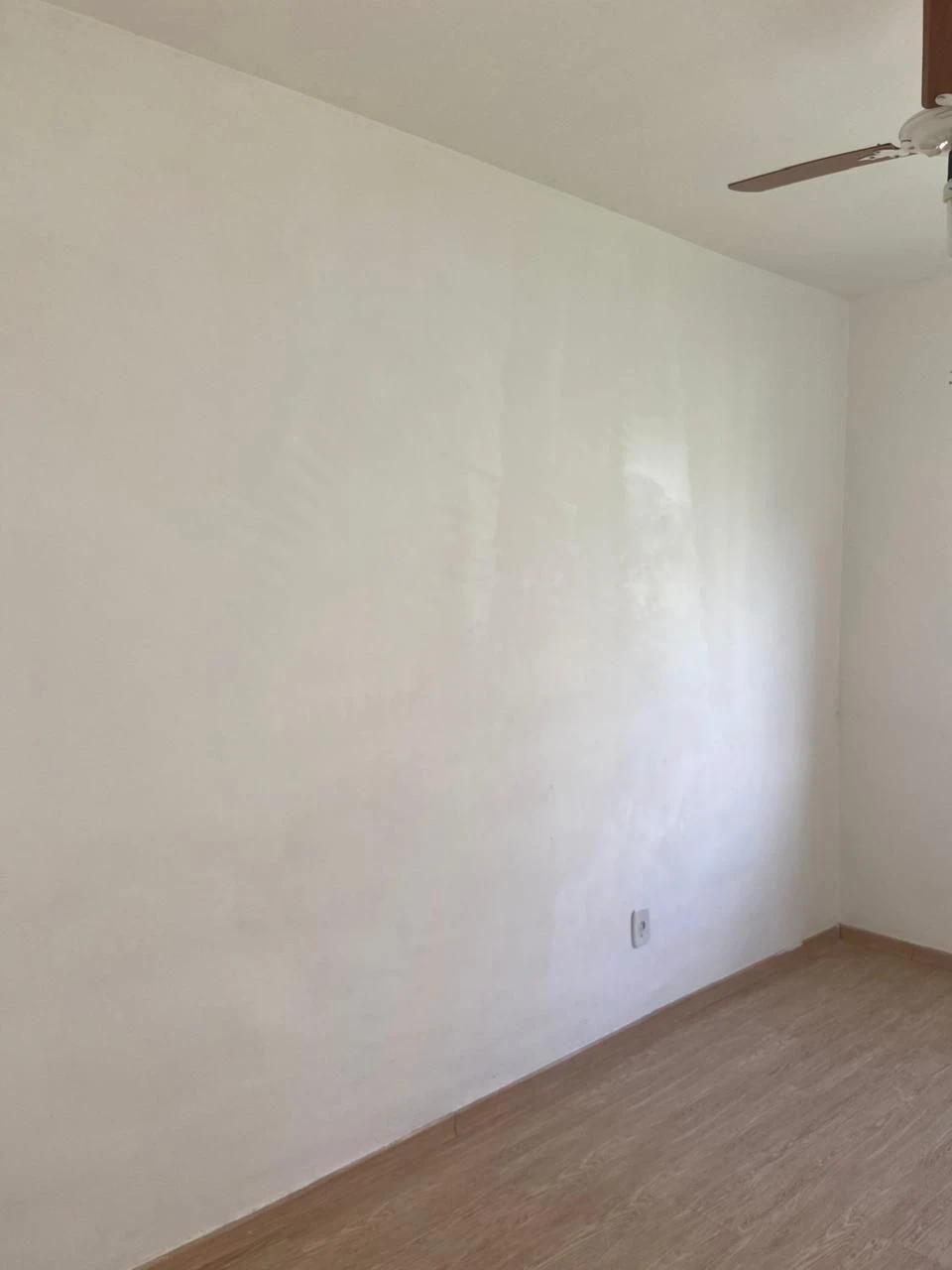 Unfurnished 2-bedroom apartment with a separate kitchen — photo 26