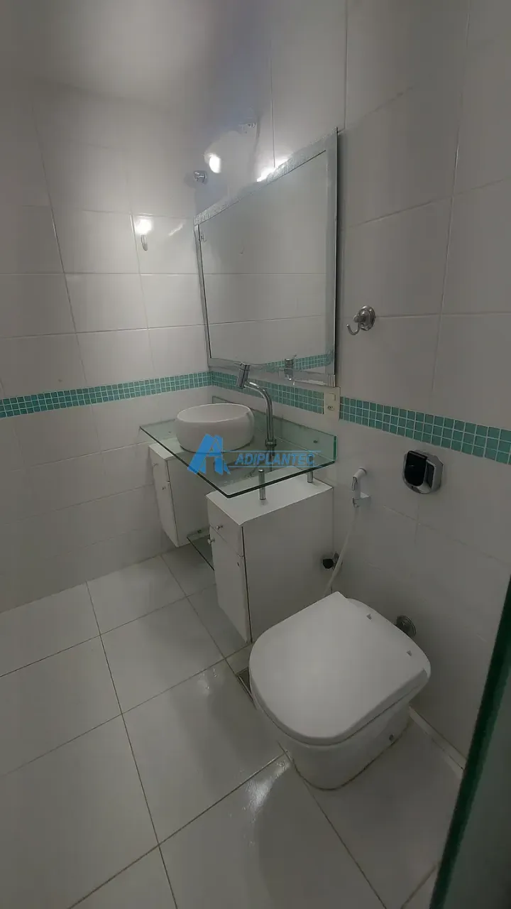 Apartamento com 2 dormitórios e cozinha fechada — photo 4