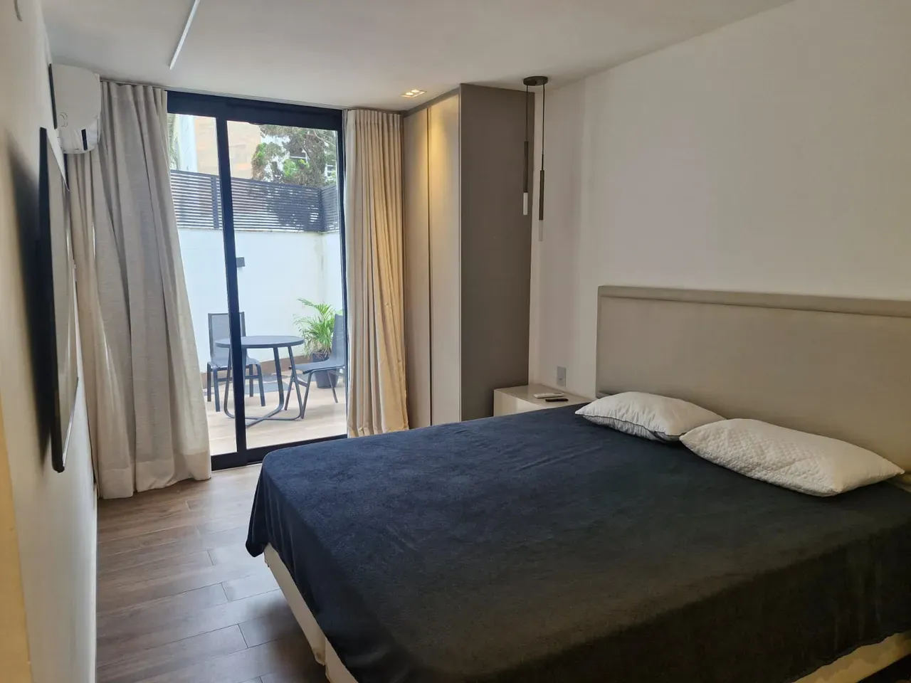 Furnished house, 280 m², with a water view — photo 14