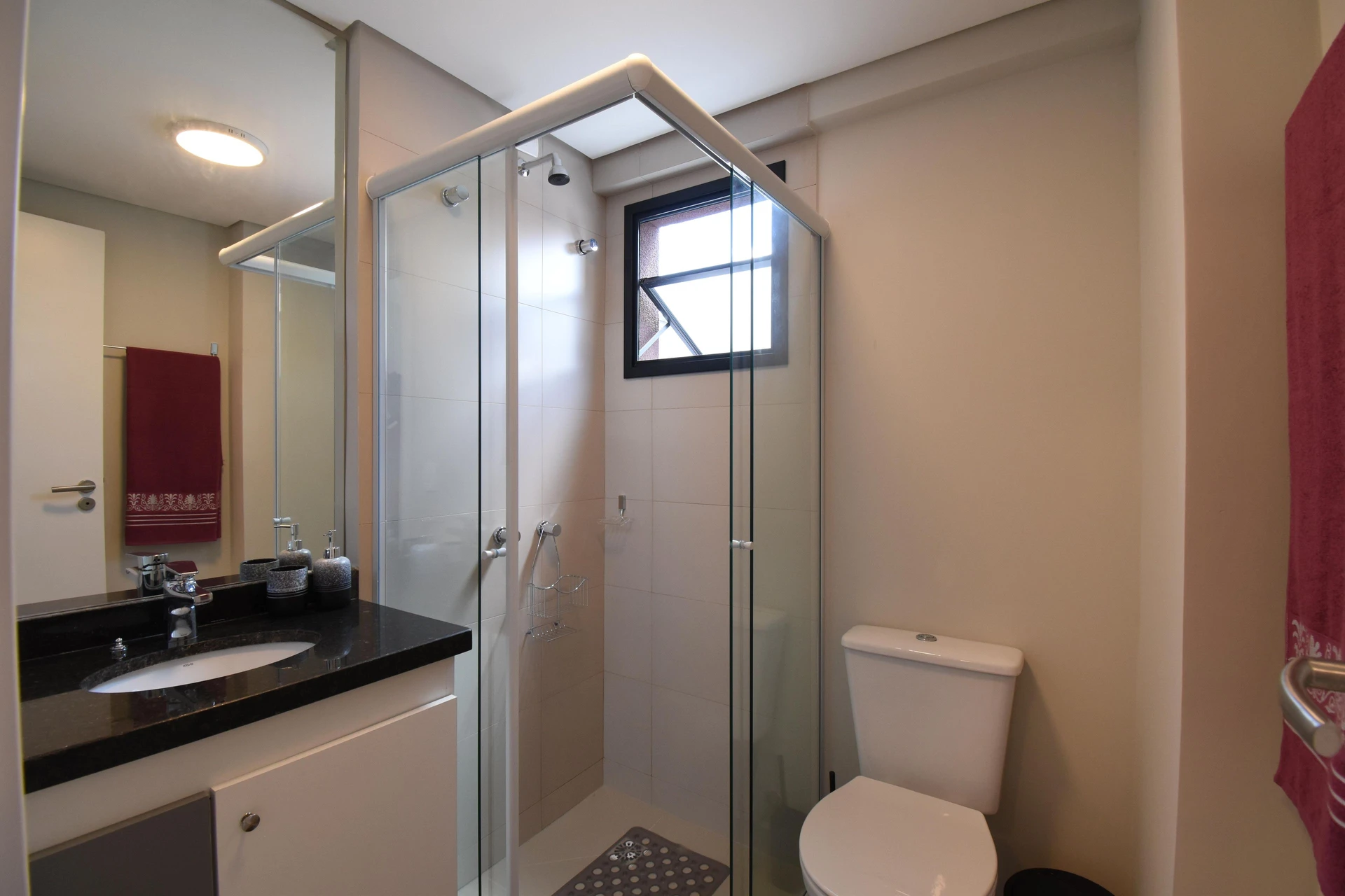 Furnished studio, 22 m², with a glass-enclosed balcony — photo 39