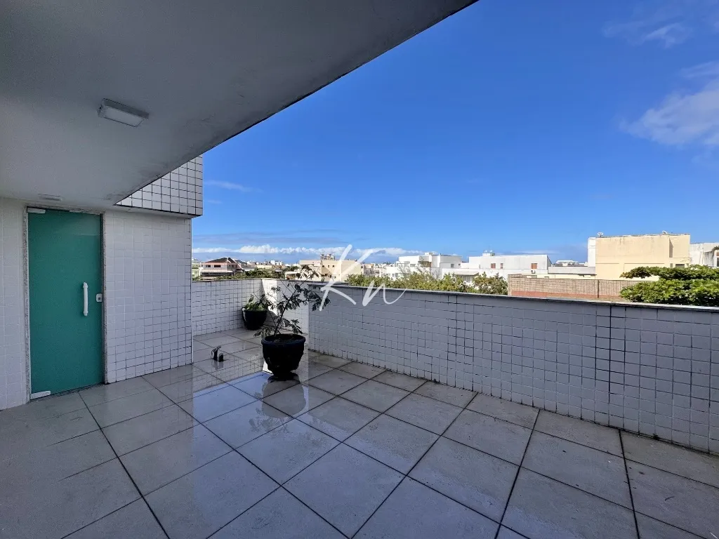 210 m² unfurnished apartment with 3 bedrooms and 5 baths — photo 36