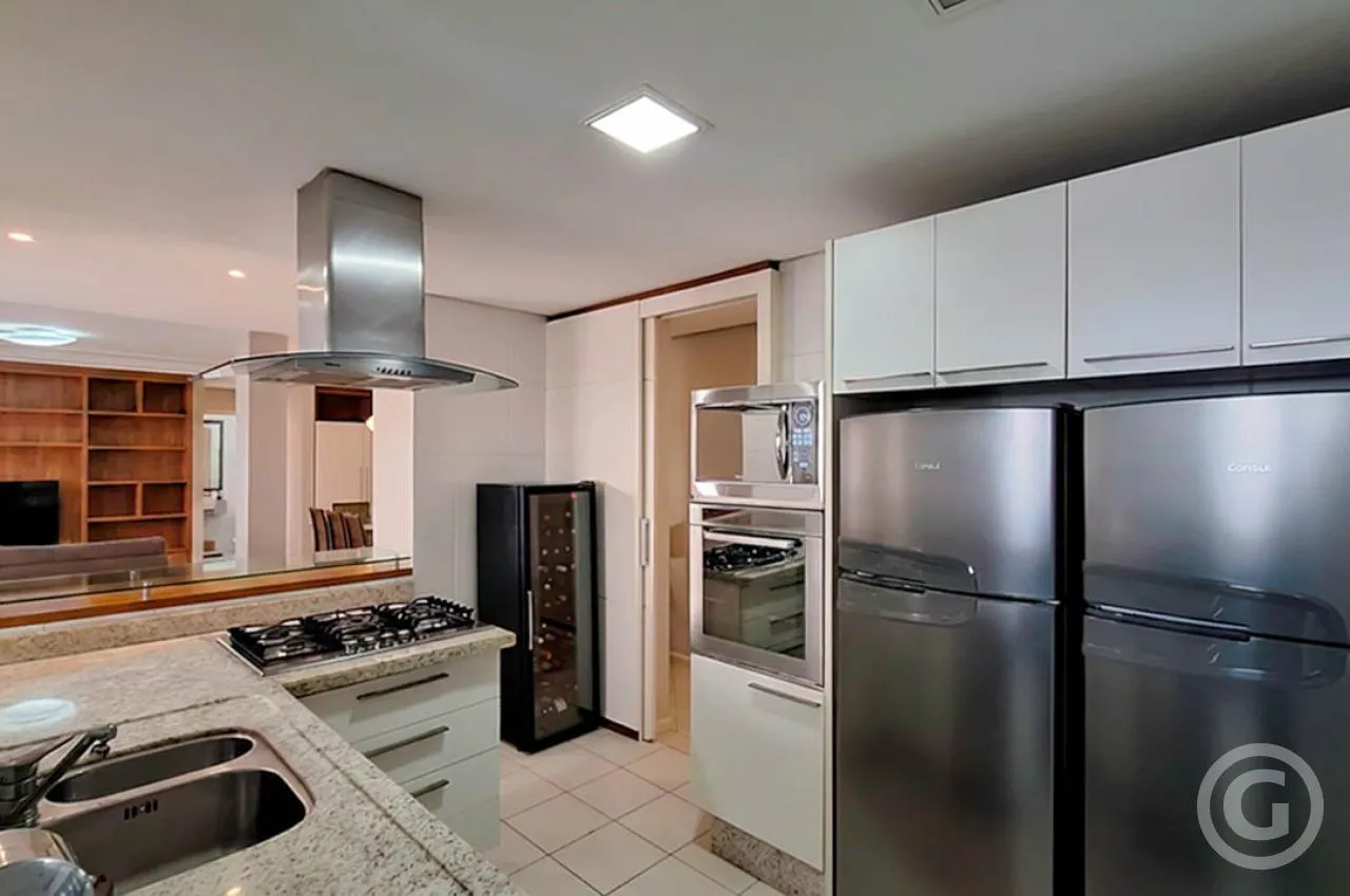 Apartamento de 170 m² com cozinha integrada a gás