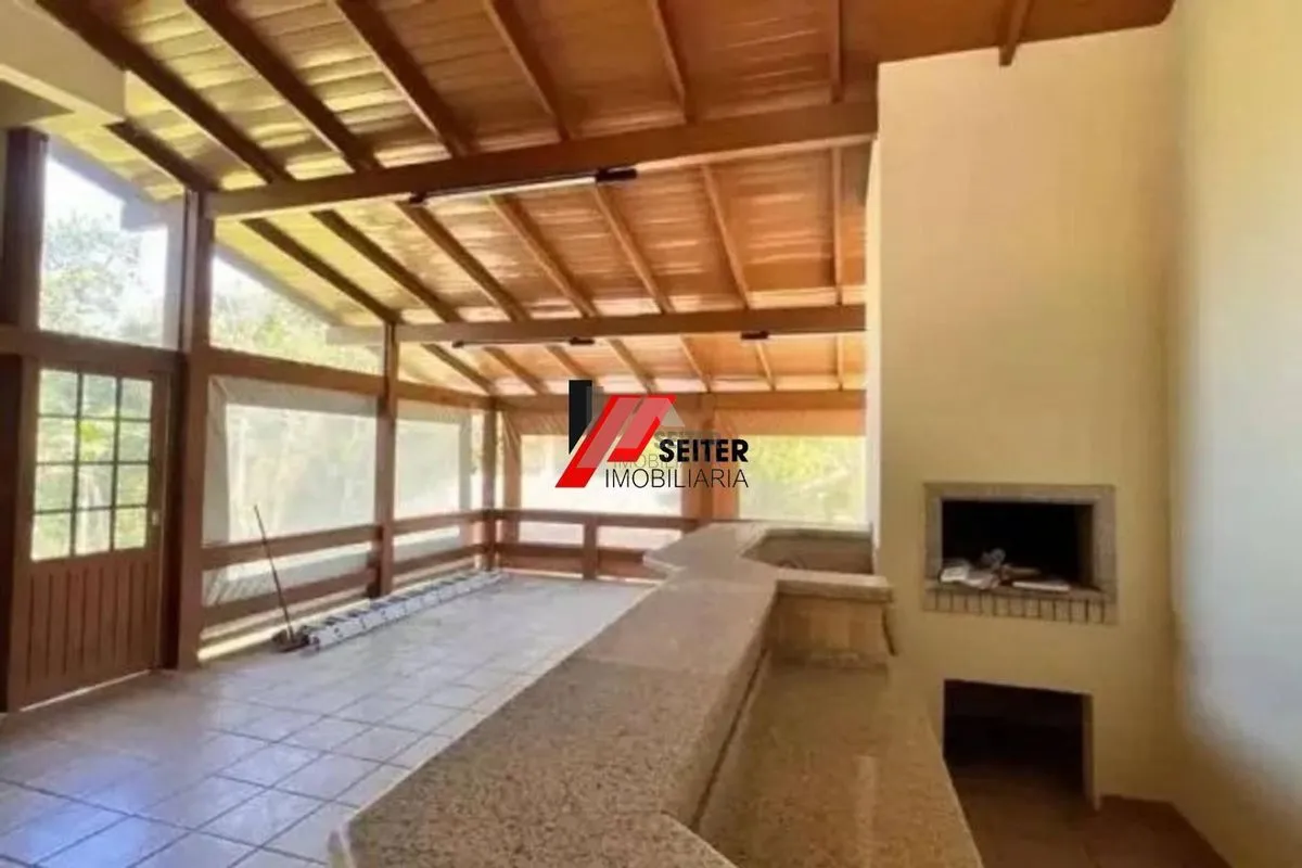 House with 3 bedrooms, 2 en-suites, 5 bathrooms — photo 16