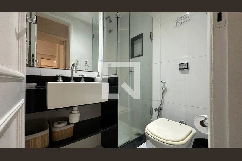 Furnished 3-bedroom apartment with 85 m² — photo 32