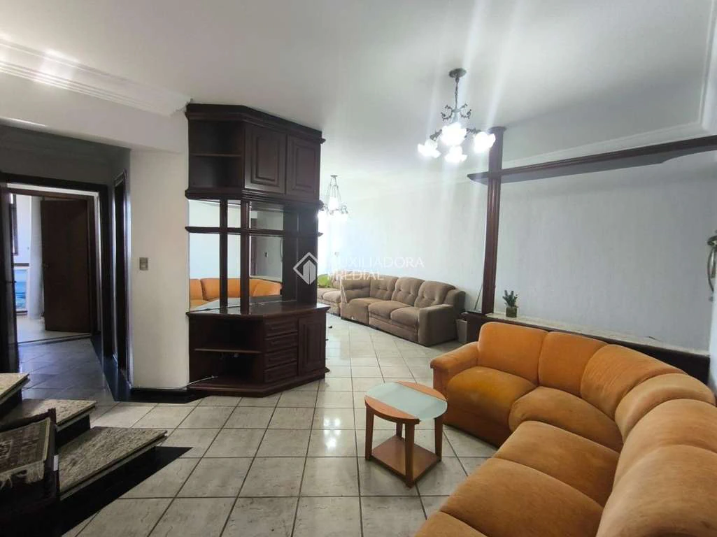 Furnished 228 m² apartment with 2 bedrooms and 4 parking