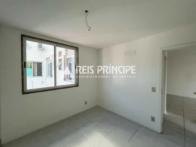 Unfurnished 2-bedroom apartment with 3 bathrooms — photo 10