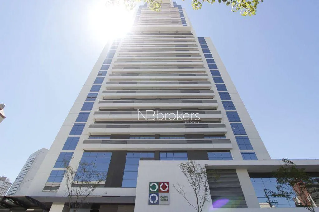 2-bedroom apartment with suite, balcony and private BBQ — photo 37