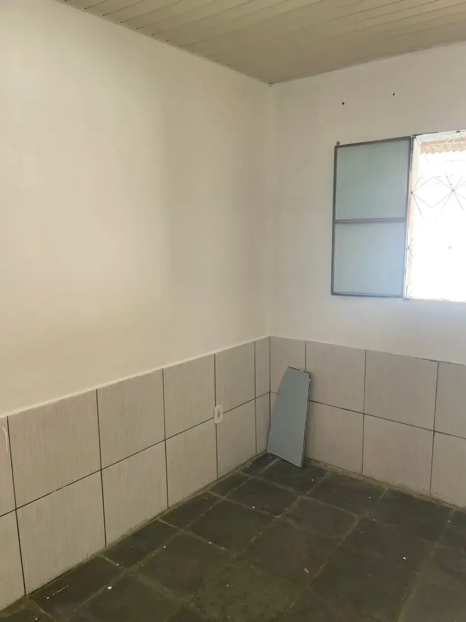 Casa de 30 m² com 1 quarto e vaga — photo 4