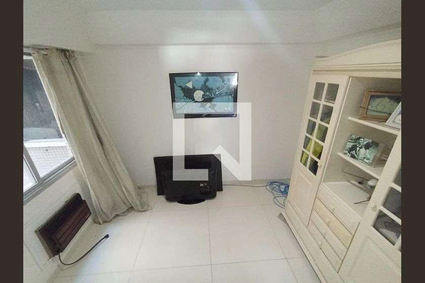 3-bedroom apartment with 185 m² and balcony grill — photo 30