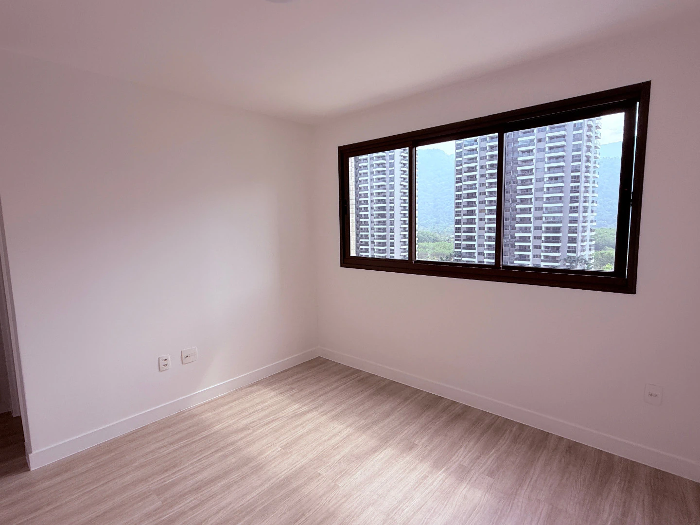 Квартира 125 м² з 4 спальнями та 2 окремими ванними — photo 11