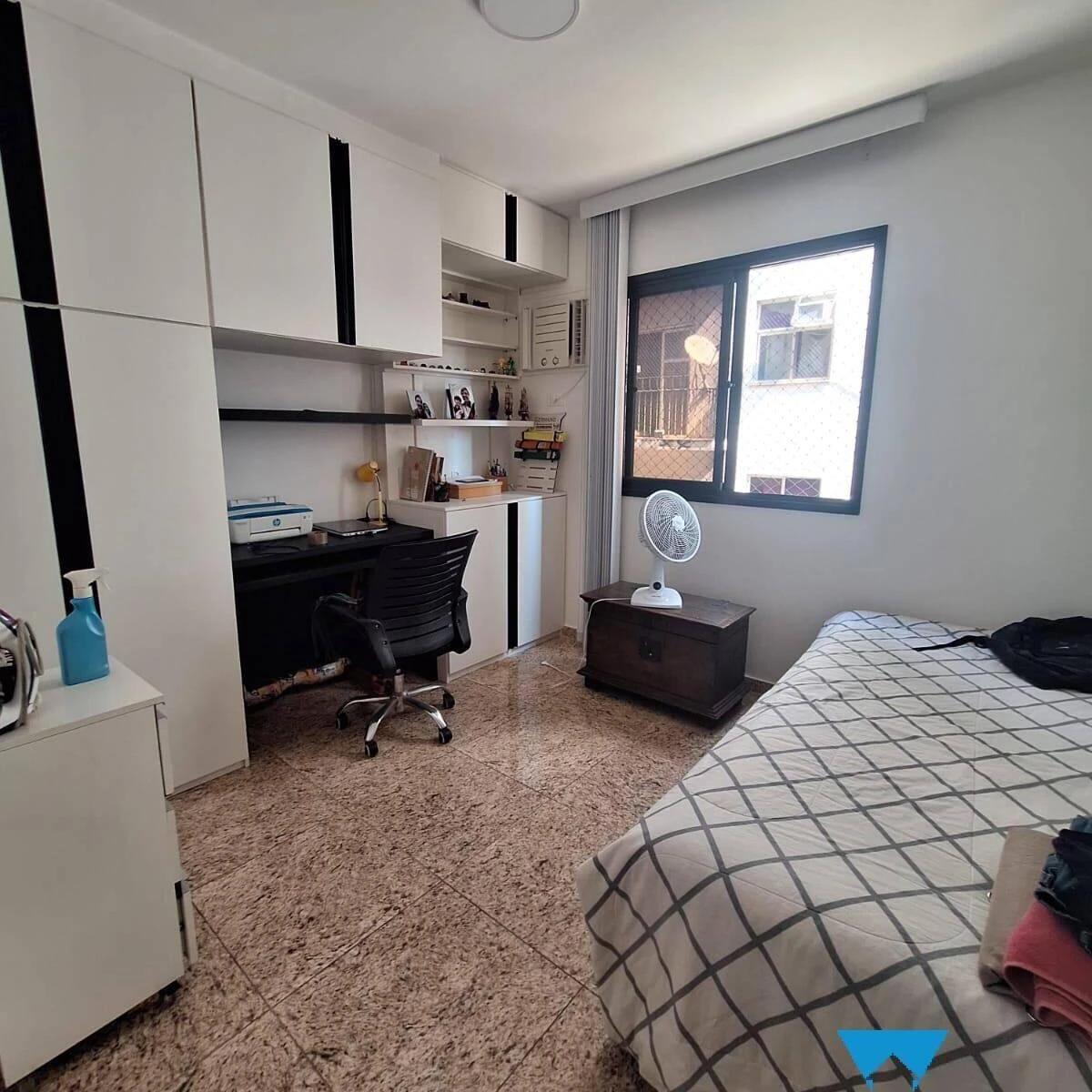 Квартира з 2 спальнями та робочим місцем — photo 3