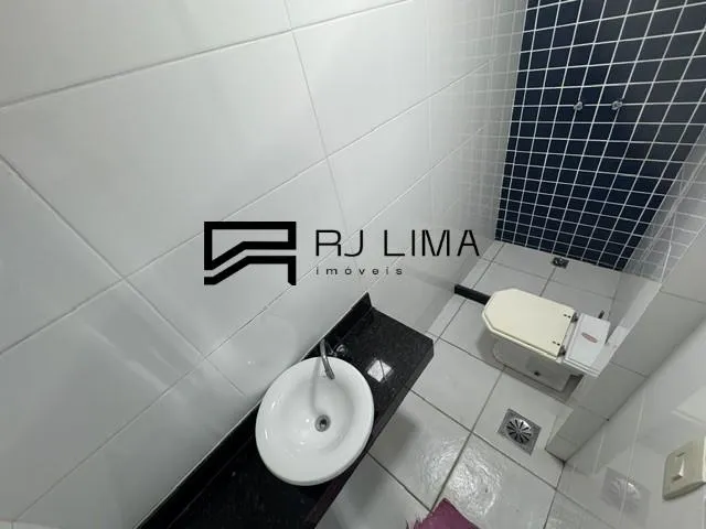 5-bedroom house with a walk-in closet in Rio de Janeiro — photo 30