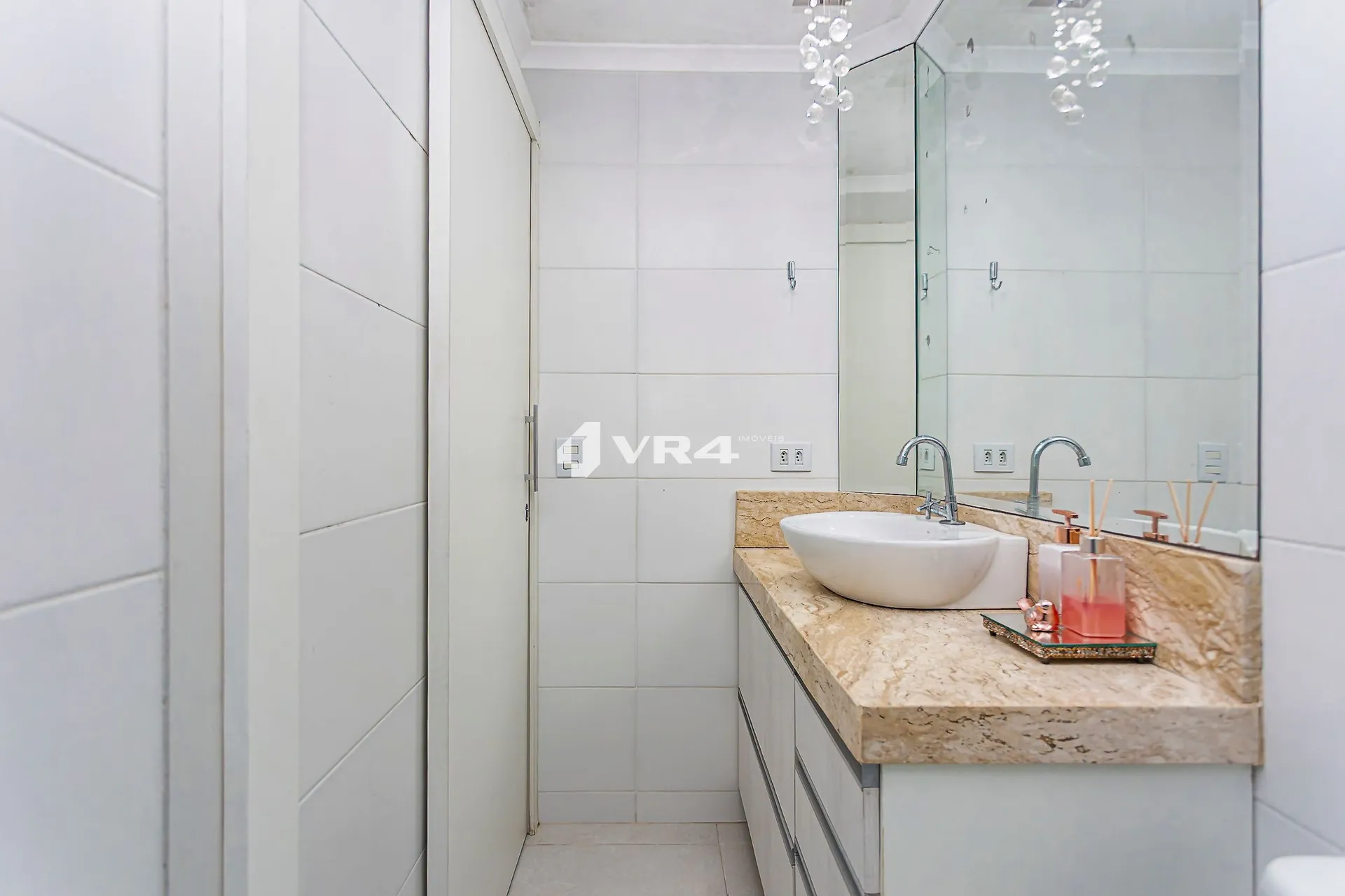 2-bedroom apartment with a washing machine — photo 5