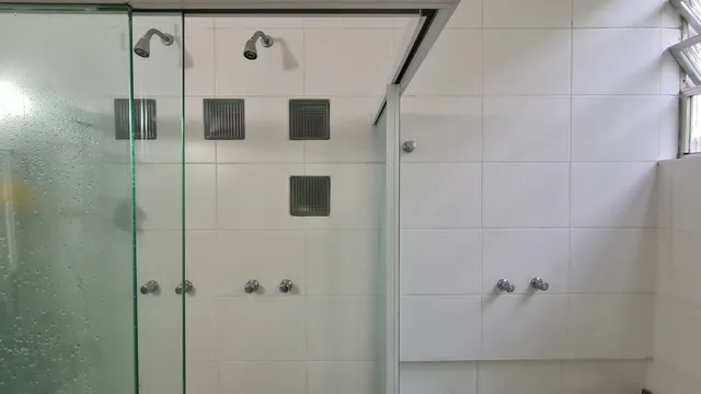 Furnished 170 m² apartment with 3 bedrooms and 3 baths — photo 14