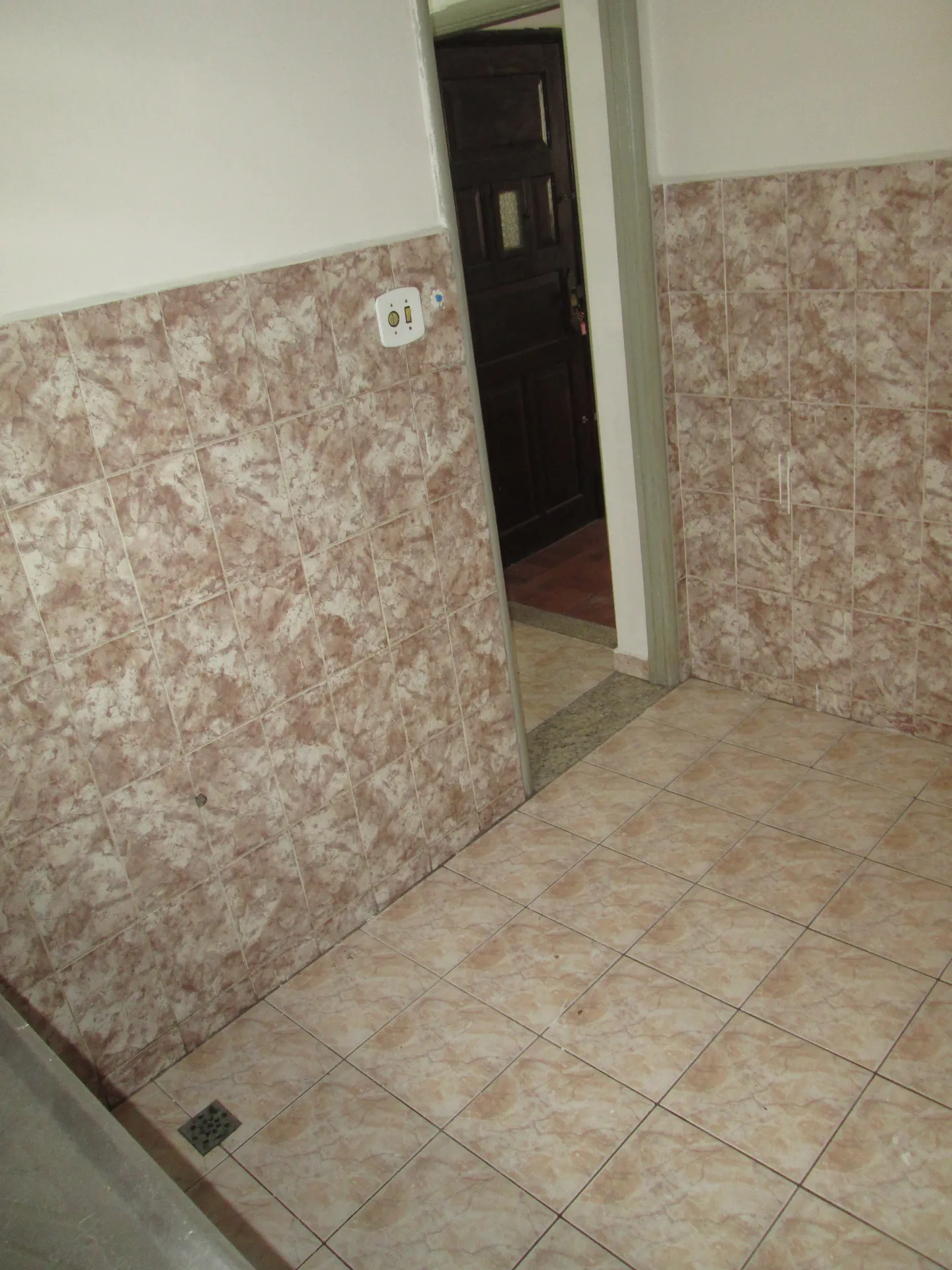 Apartment, 74 m², with wood or laminate floors — photo 3