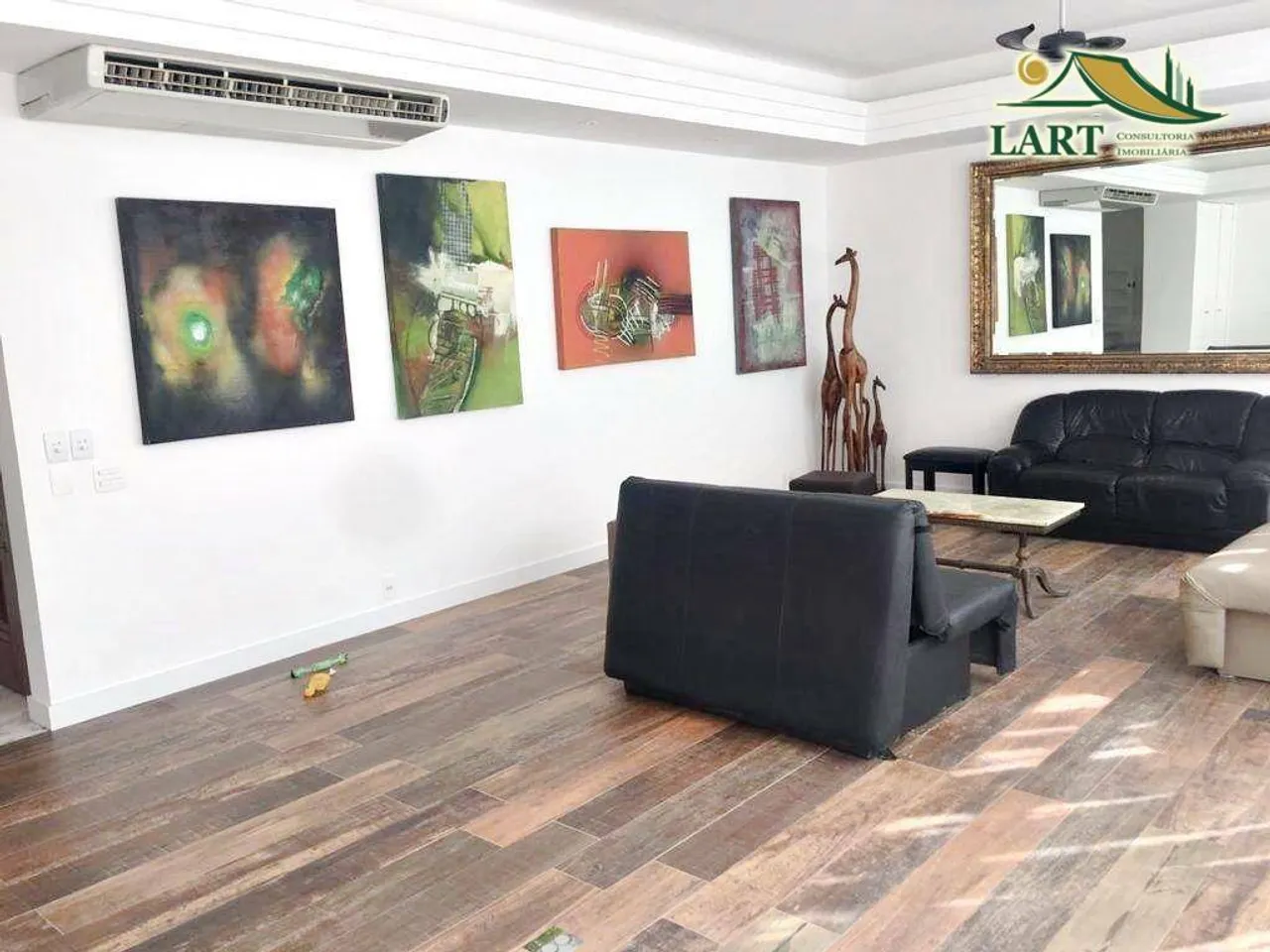 Cobertura-style apartment with 3 bedrooms and 450 m² — photo 10