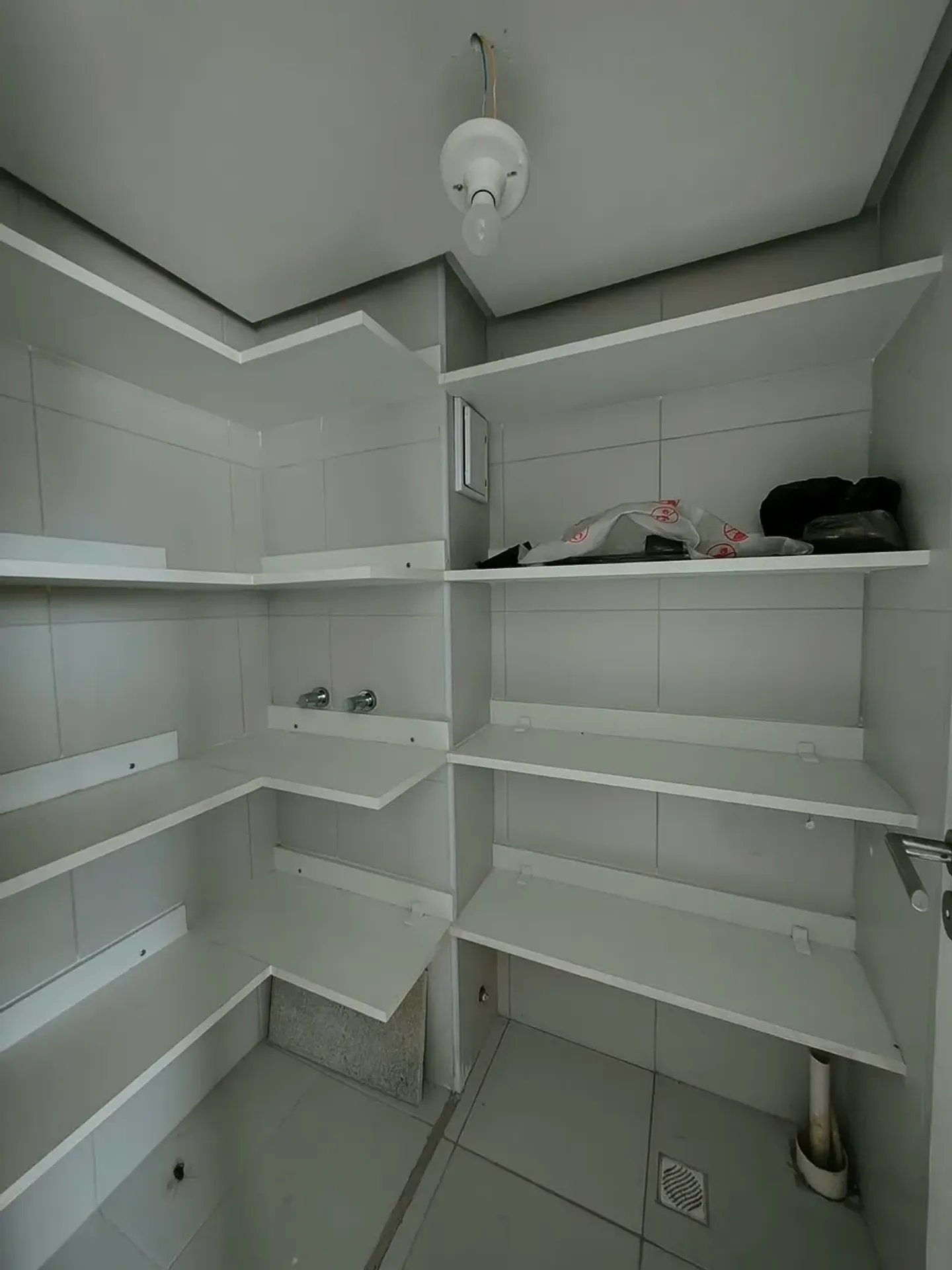 Apartamento de 3 quartos em condomínio com piscina aquecida — photo 8