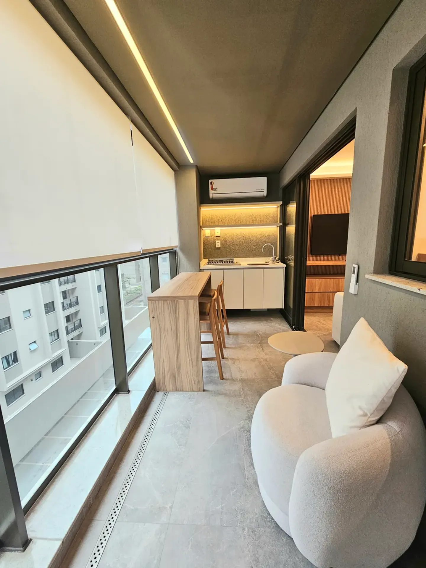 Apartment on the 5th floor with a private BBQ — photo 24