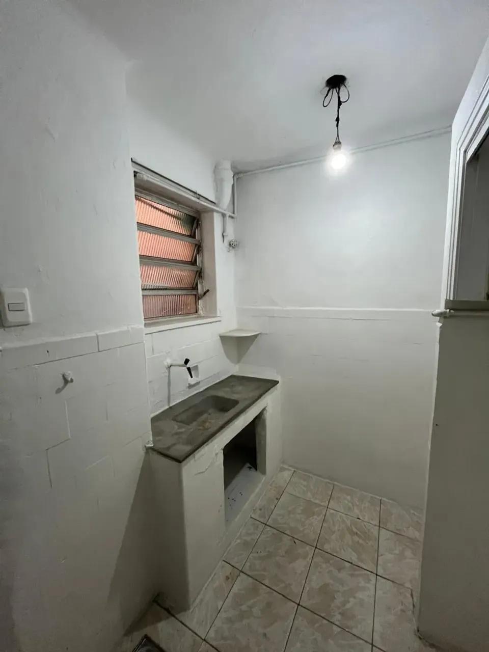 31 m² unfurnished studio with 1 bedroom and 1 bathroom