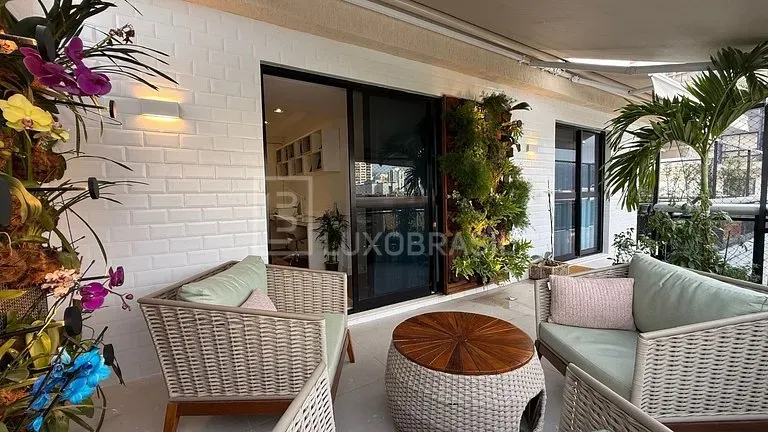Furnished 2-bedroom apartment with balcony and BBQ grill — photo 9