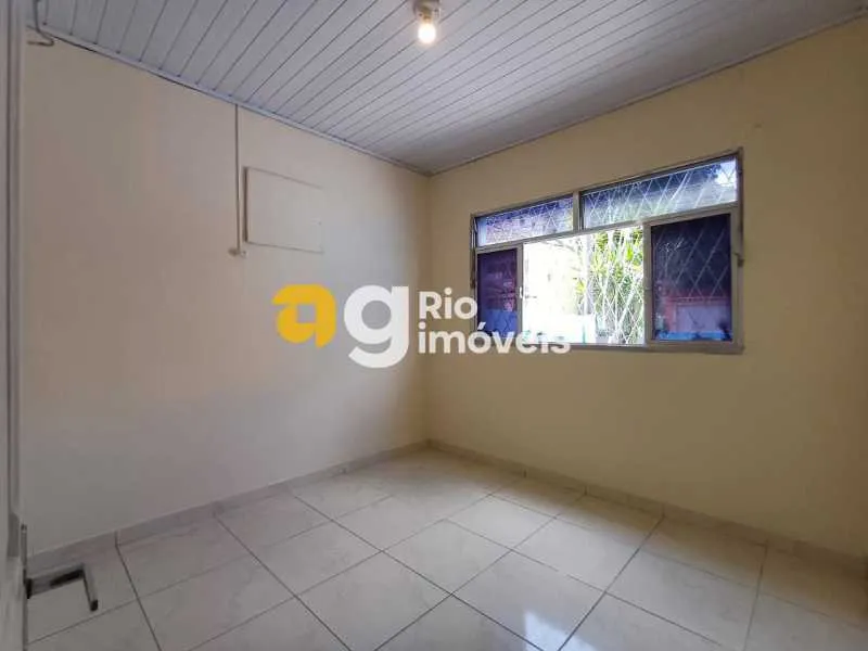 Street house with 3 bedrooms, 2 bathrooms and 100 m²