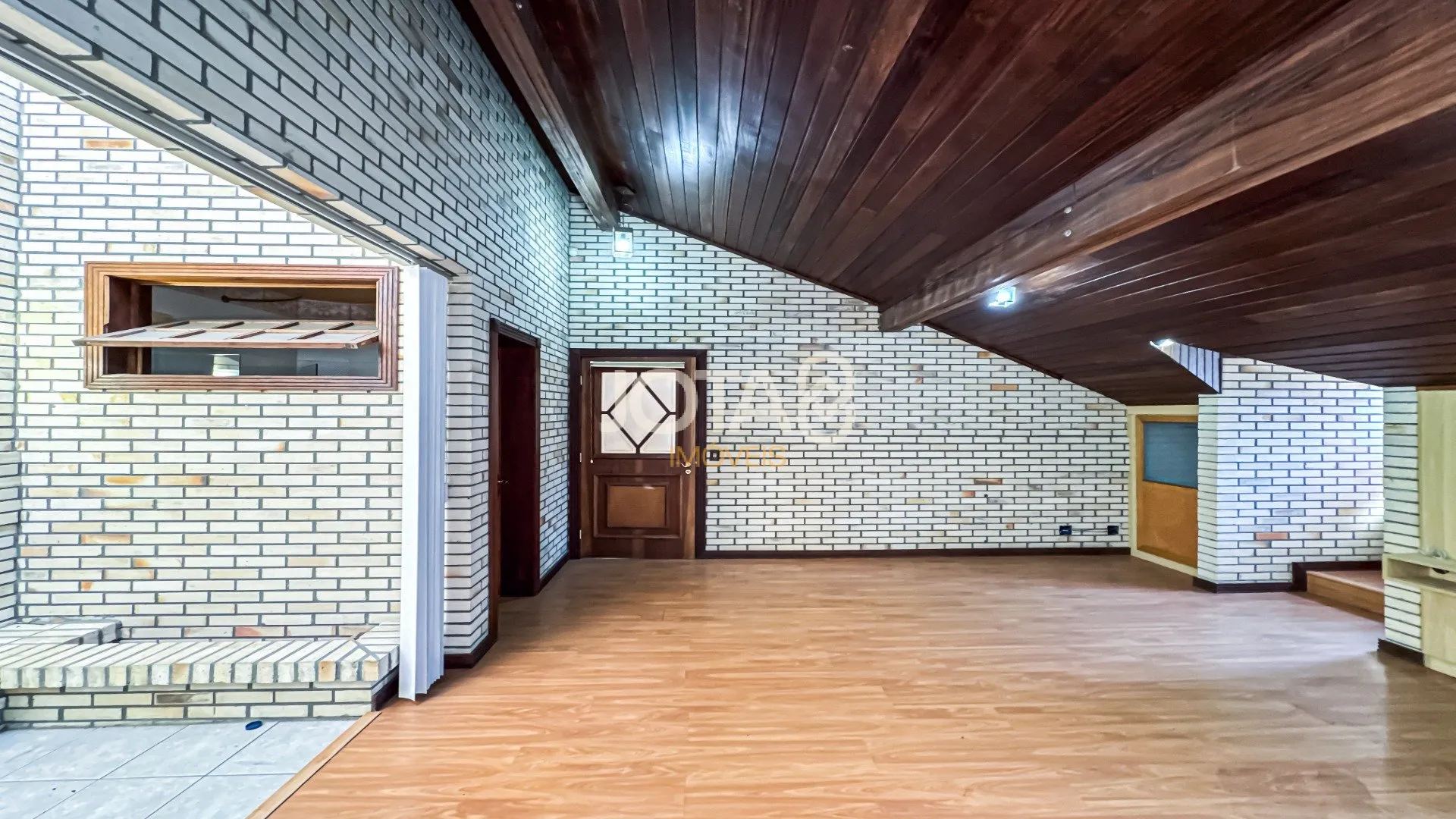 Furnished 532 m² home with yard and private BBQ — photo 22