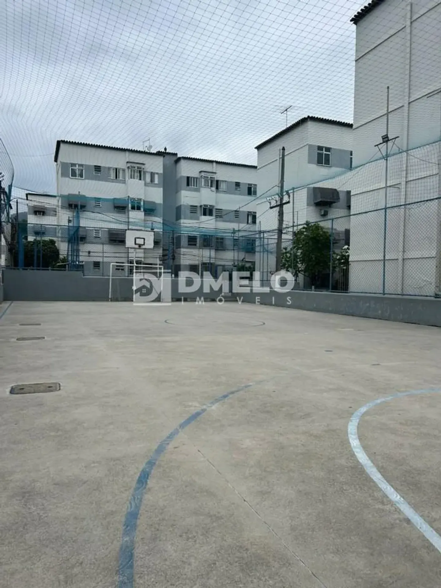 2-bedroom apartment with a separate kitchen and living room — photo 16