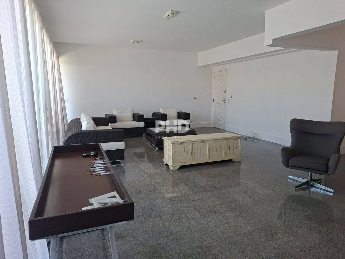 Apartamento de 407 m² com 6 quartos e 5 suítes — photo 15