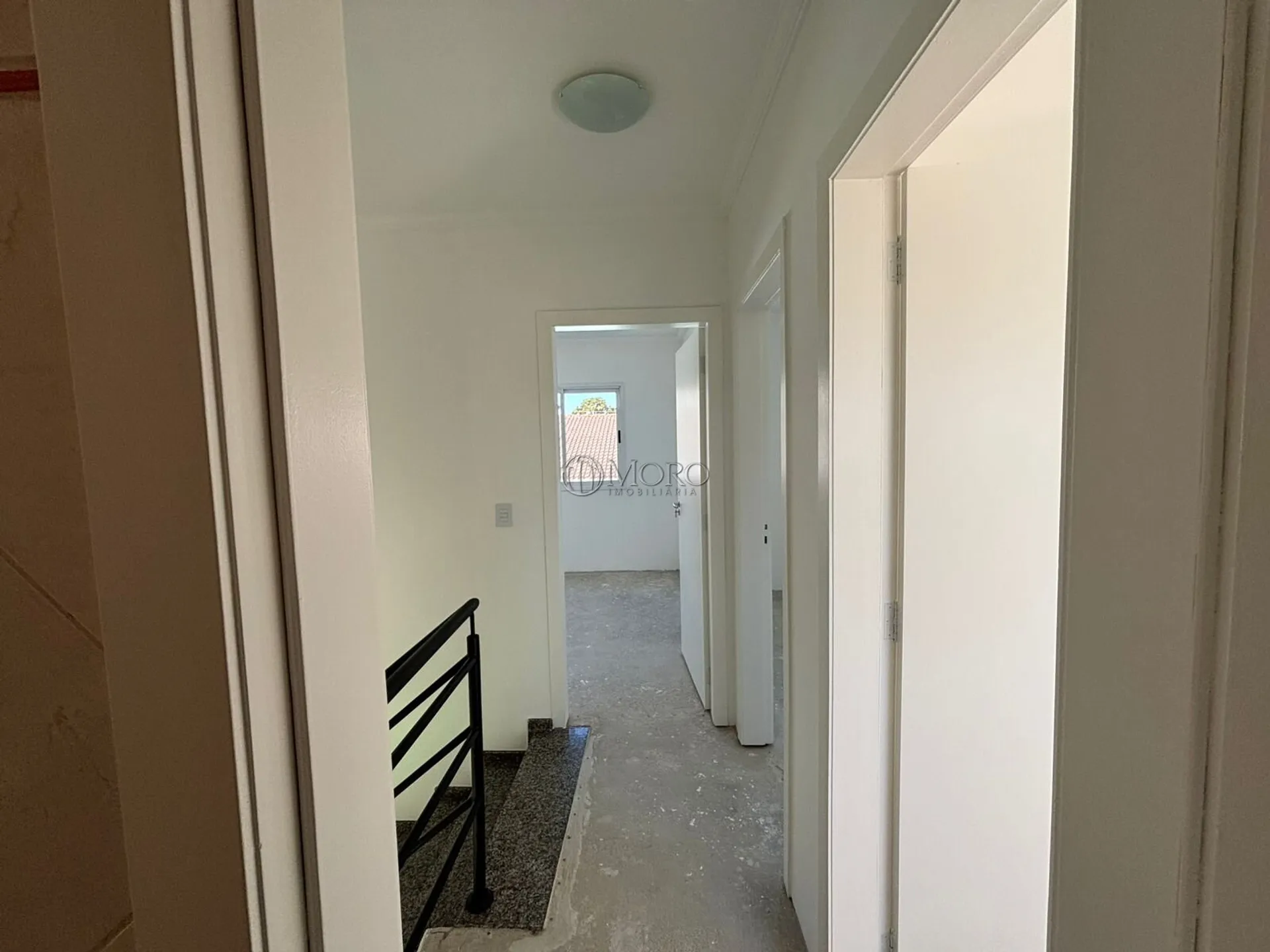 Townhouse with a closed kitchen and 3 bedrooms — photo 30