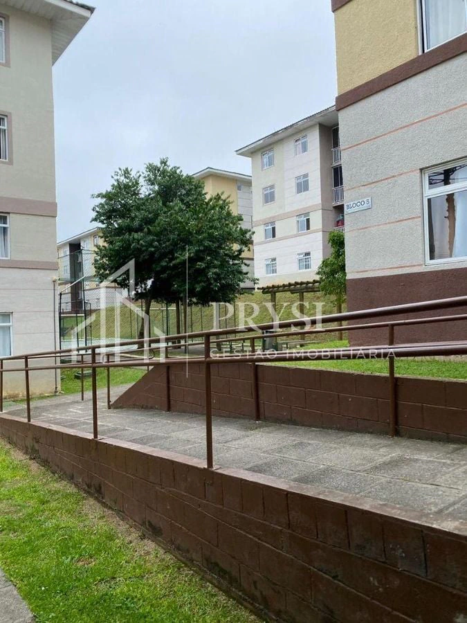 Furnished 2-bedroom apartment with private BBQ — photo 9
