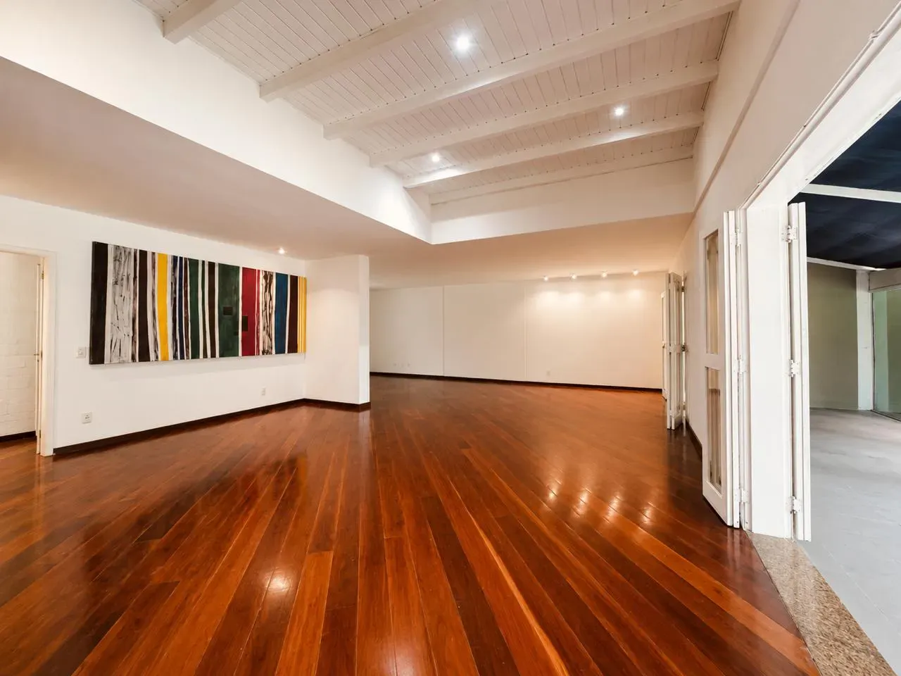 Casa para locação 647 m² com 5 quartos e 2 suítes — photo 27