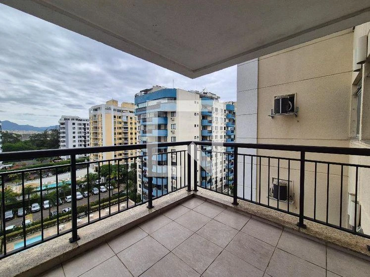 2-bedroom apartment with a mountain view in Rio de Janeiro — photo 14