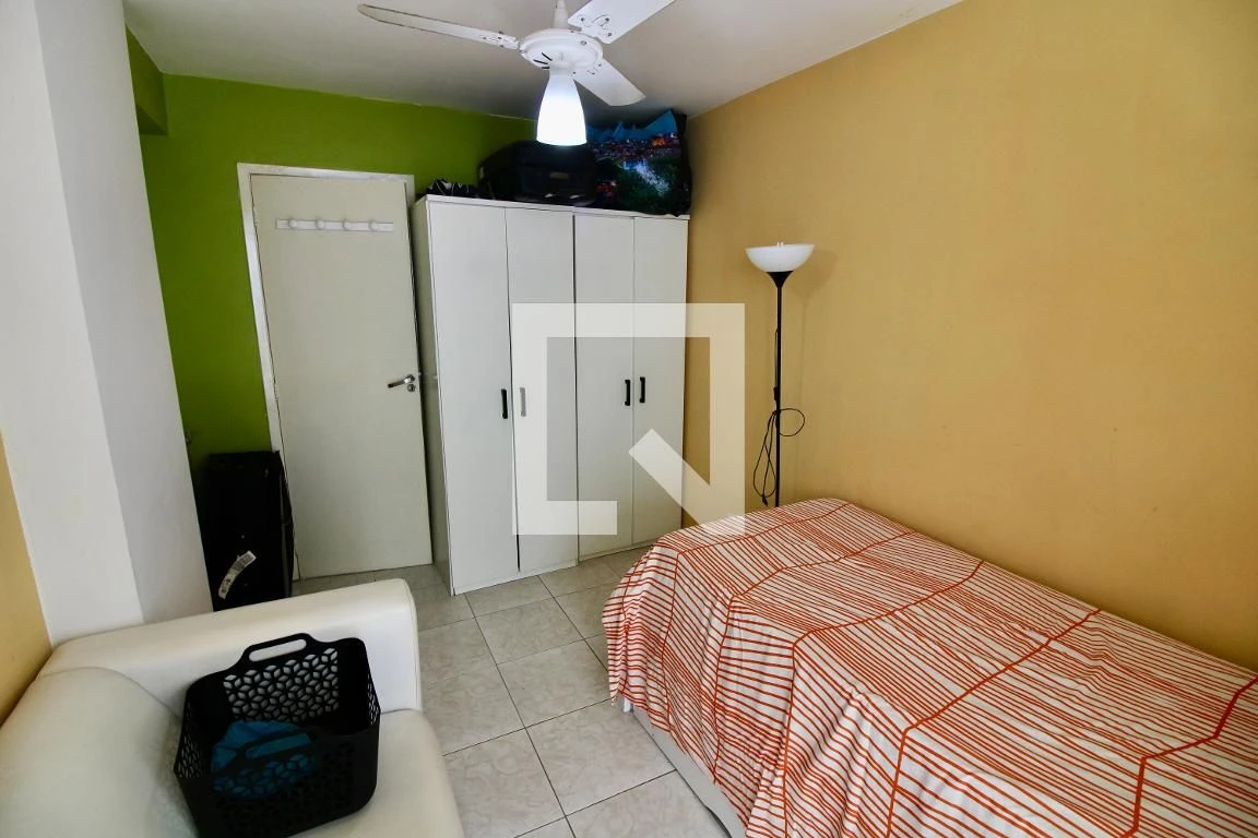 Furnished 2-bedroom apartment with 2 bathrooms — photo 13